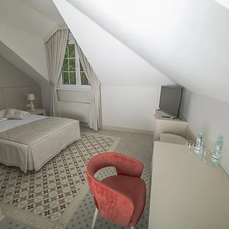 Basniowa 3* Wyszków